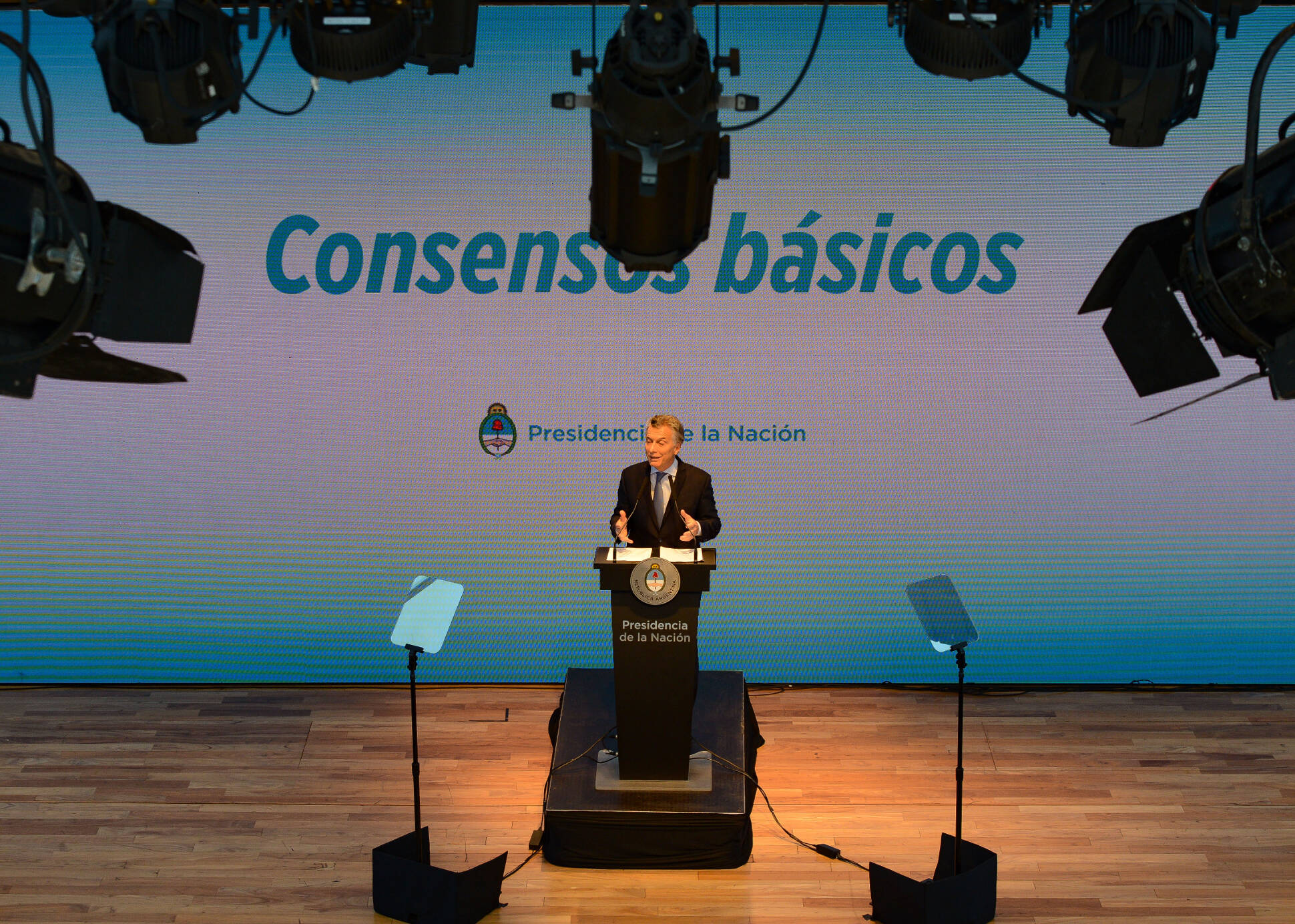 Macri quiere avanzar con las reformas fiscales antes del recambio legislativo