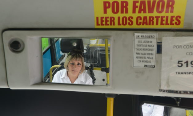 Entre 62.963 colectiveros en todo el país solo 454 son mujeres