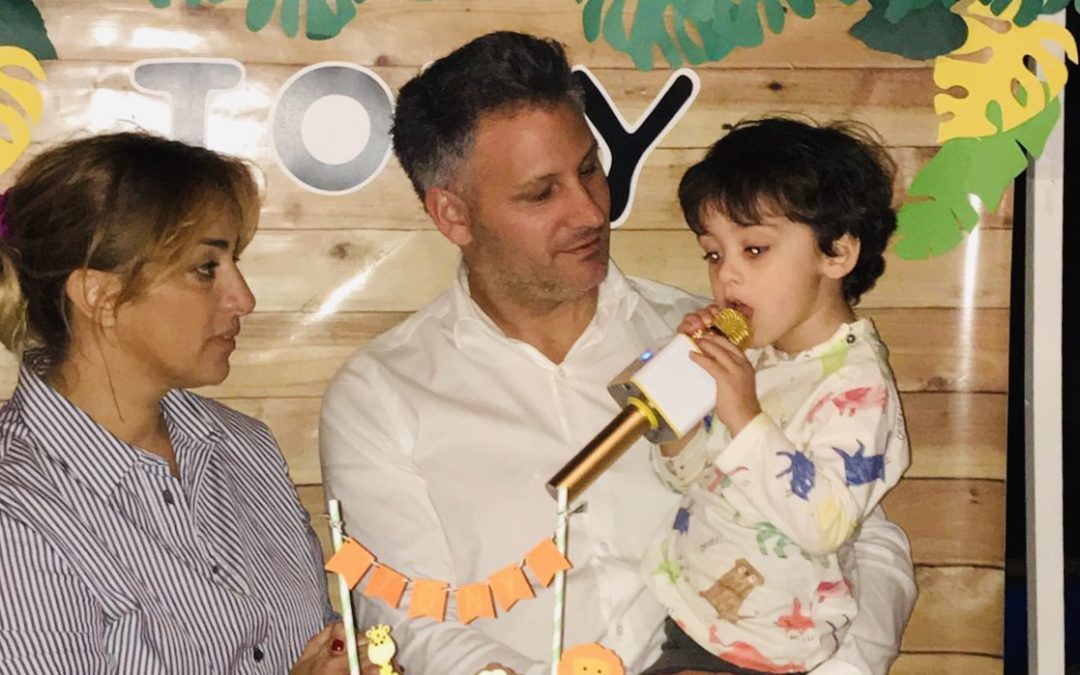 El video completo del cumpleaños de Antonio que realizó una editora con Asperger