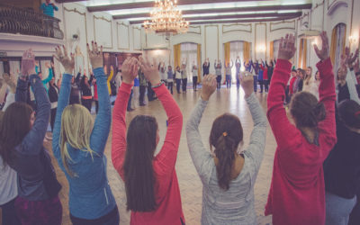 Yomu, el método que une el yoga con la música y disminuye el bullying