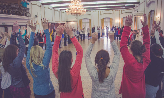 Yomu, el método que une el yoga con la música y disminuye el bullying