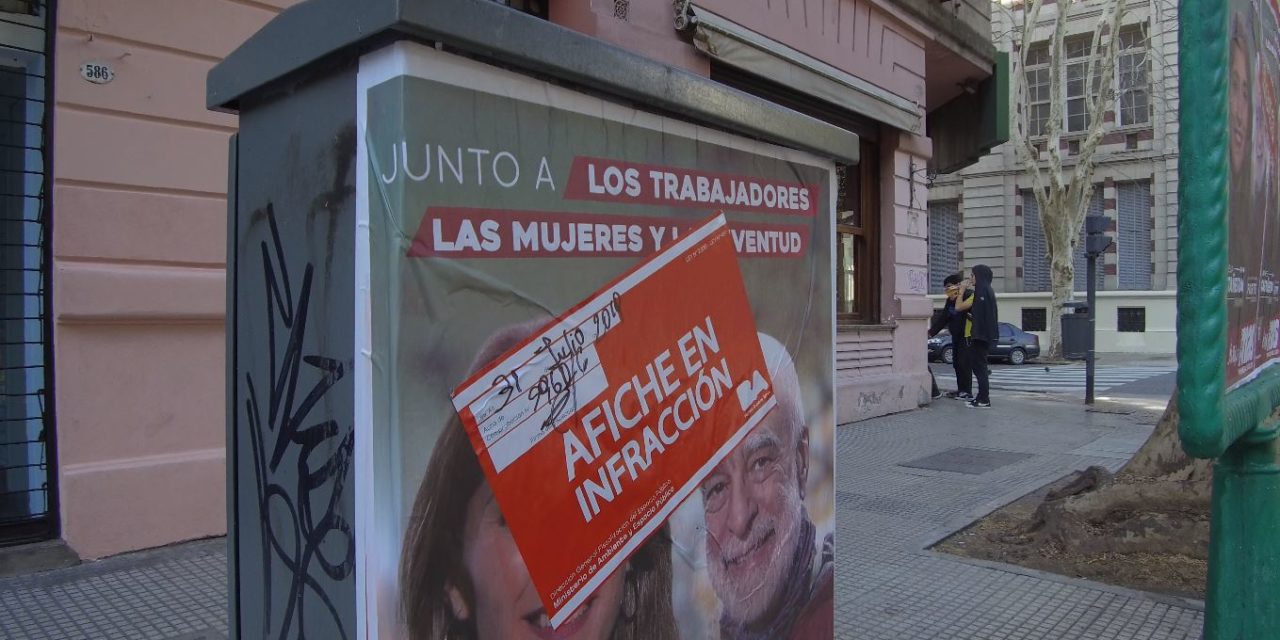La izquierda, el espacio que más afiches ilegales colocó en la campaña porteña