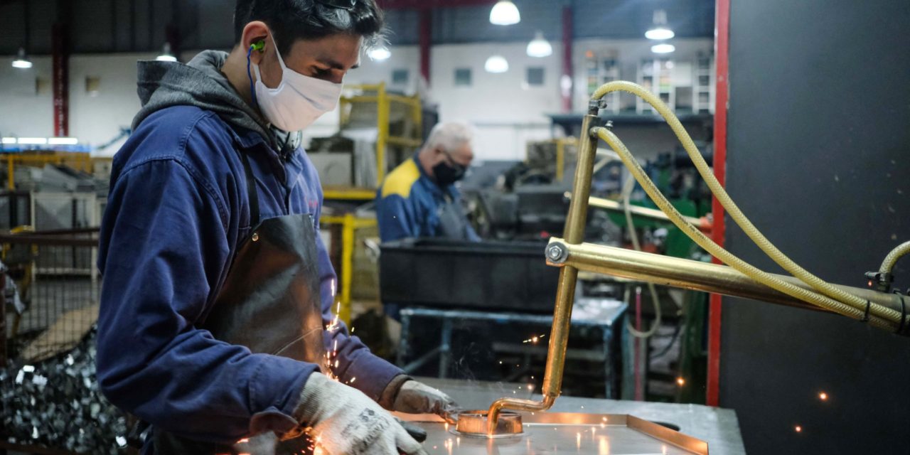 Empeoran las proyecciones de la Argentina y la economía caería 10,5% en el año