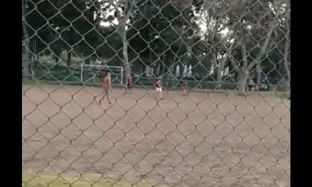 En Parque Centenario adelantaron la vuelta al fútbol con un torneo ilegal