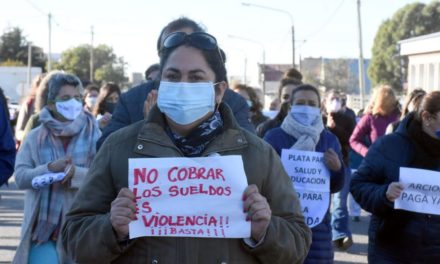 Chubut, otra crisis: hace 2 meses que médicos y docentes no cobran el sueldo