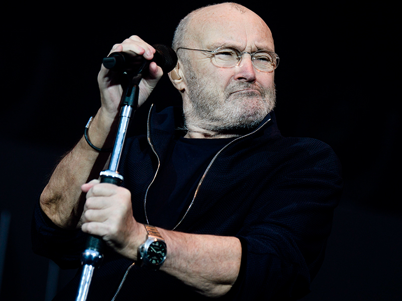 El drama de Phil Collins: su pareja lo dejó por mensaje de texto