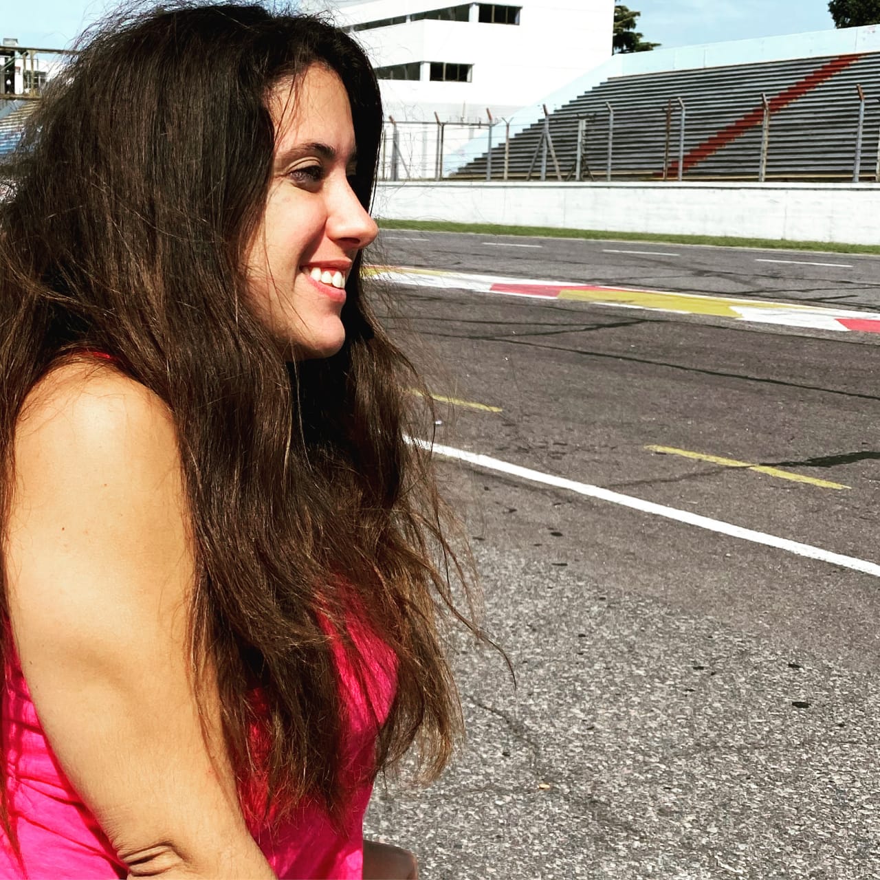 Belén Ameijenda busca ser la primera piloto con discapacidad del automovilismo latinoamericano