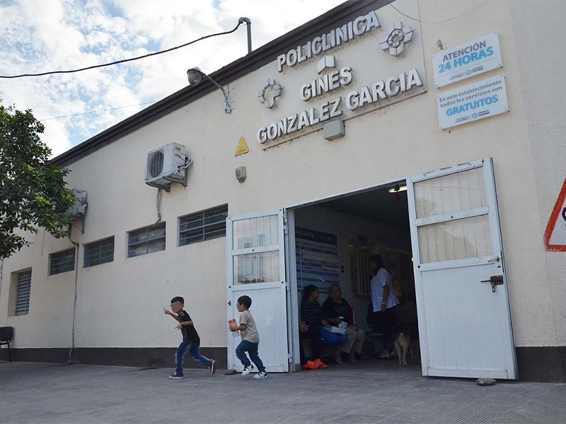 Tucumán: piden cambiar el nombre de la Policlínica Ginés González García