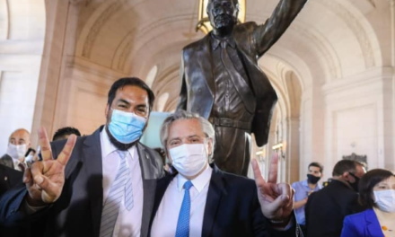 Una “Jirafa” al lado del Presidente: el kirchnerismo le acercó un “custodio informal” a Alberto por su seguridad