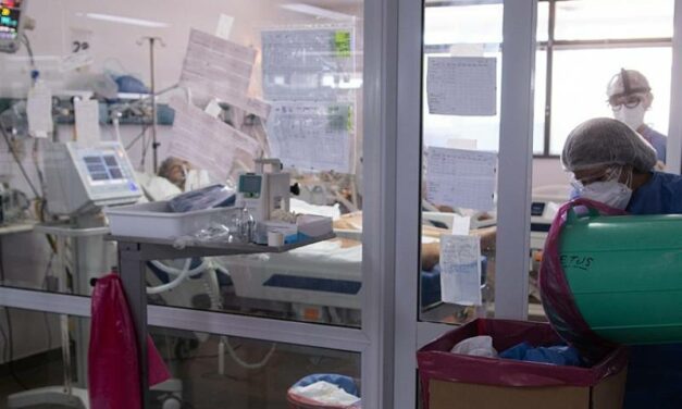Argentina llegó a los 100 mil muertos por coronavirus, una cifra solo alcanzada por otros 10 países