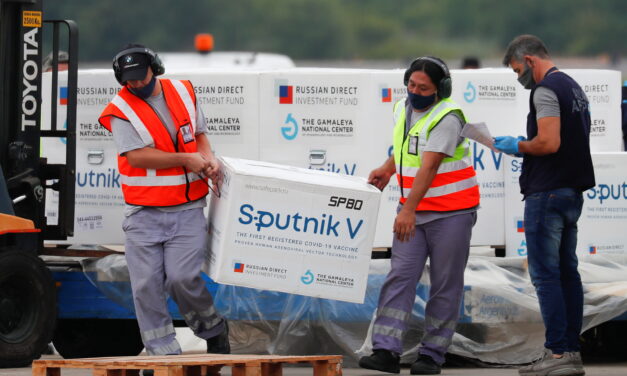 Sputnik V: 1,2 millones de personas esperan la segunda dosis hace más de tres meses