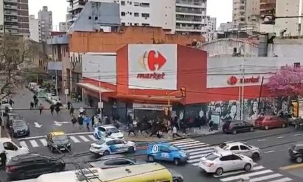 Barras de Independiente se enfrentaron a los tiros en el centro de Avellaneda