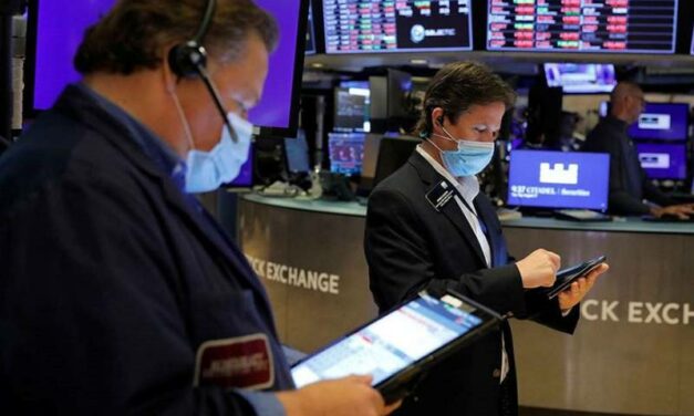 Se desplomaron las acciones de Facebook tras el apagón más largo de su historia