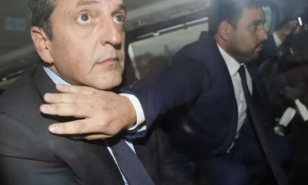 Sergio Massa denunciará a quienes lo escracharon frente a la Rosada
