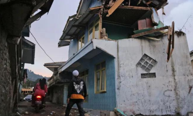 Terremoto en Indonesia: más de 160 muertos y 700 heridos contabilizados