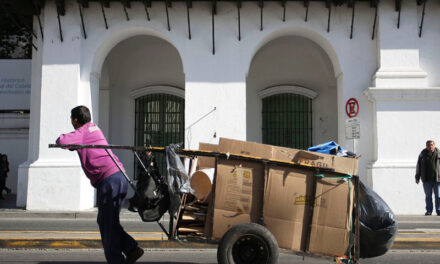 Según un relevamiento de la UCA, la pobreza aumentó al 43,1% en 2022