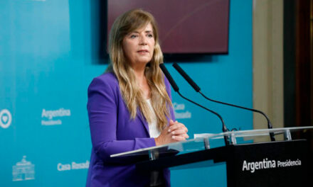 Gabriela Cerruti no cree que «la gente la está pasando mal»