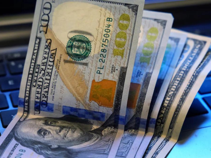 El dólar blue llegó a los $1.040: el nuevo récord