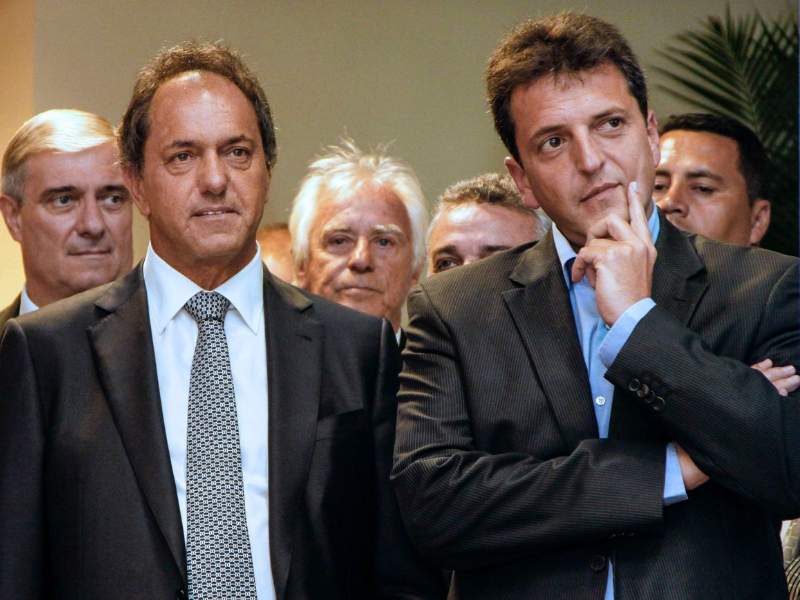 Sergio Massa y Daniel Scioli son los candidatos preferidos para el Frente de Todos, según una encuesta