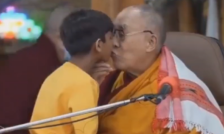 La indignación por el beso del Dalai Lama a un niño y las disculpas del líder