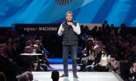 Sergio Massa en el Congreso del Frente Renovador: «si se deciden por las PASO, anótennos»