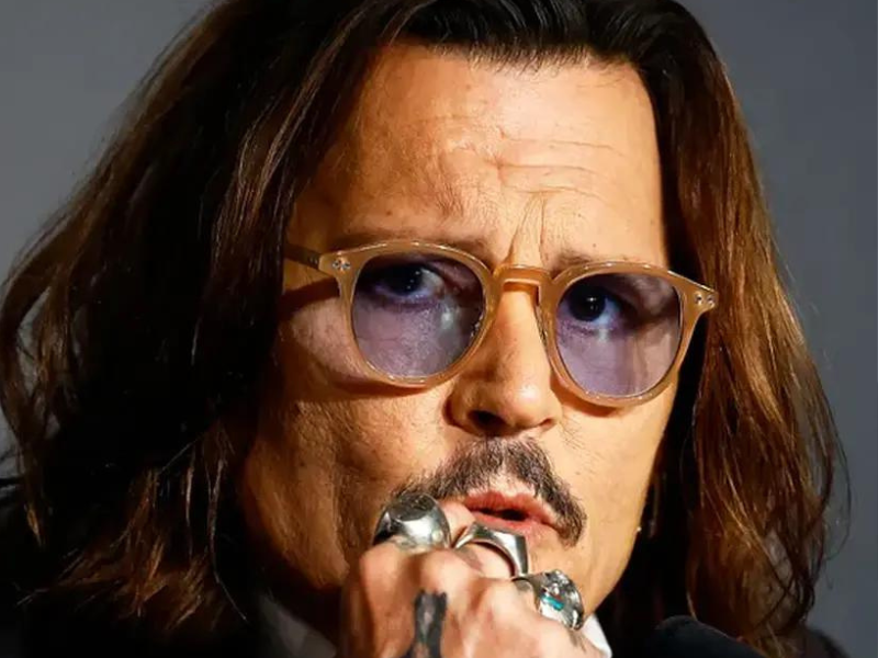 ¿Qué le pasó a Johnny Depp?: debió suspender un show en Hungría
