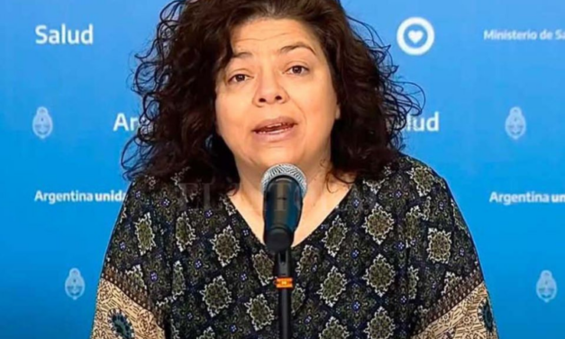 Carla Vizzotti permitió visitas discrecionales a internados por COVID-19