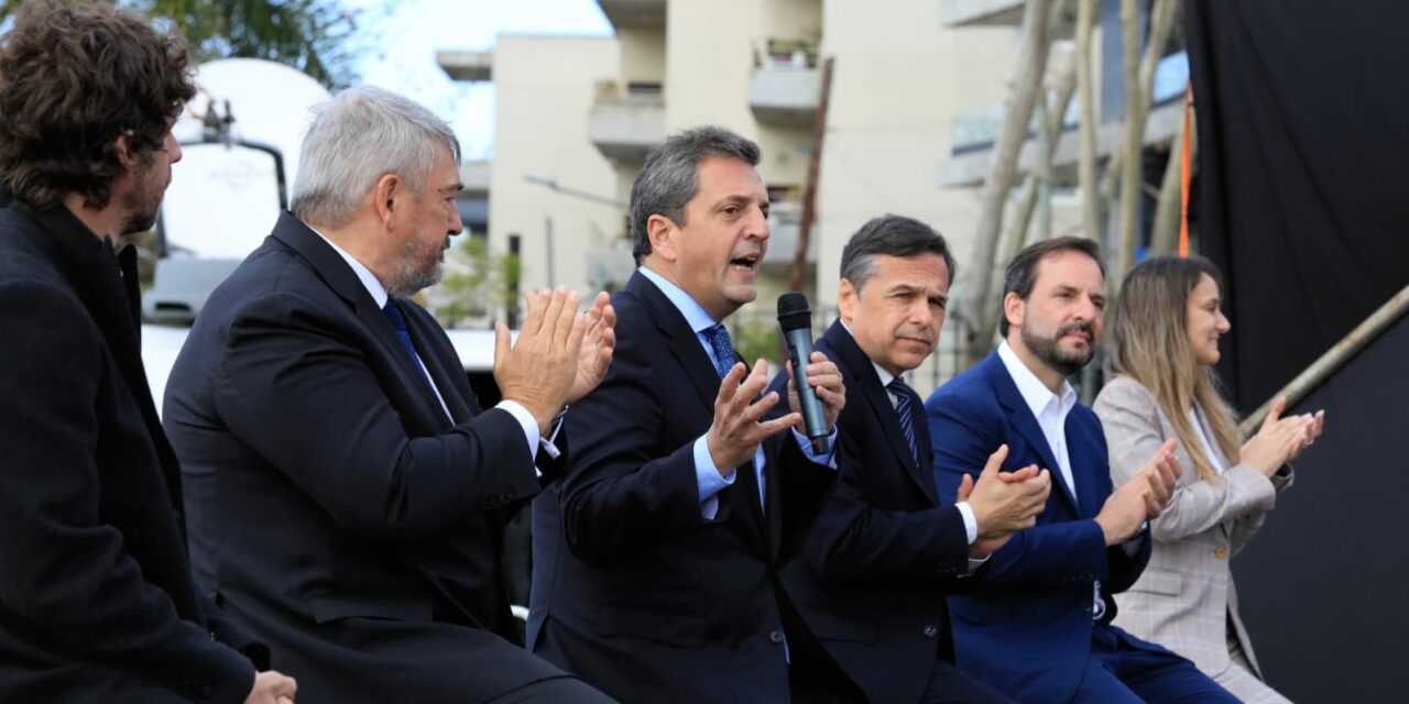 Massa, Giuliano y Galmarini impulsan la tarjeta SUBE para el transporte fluvial en Tigre